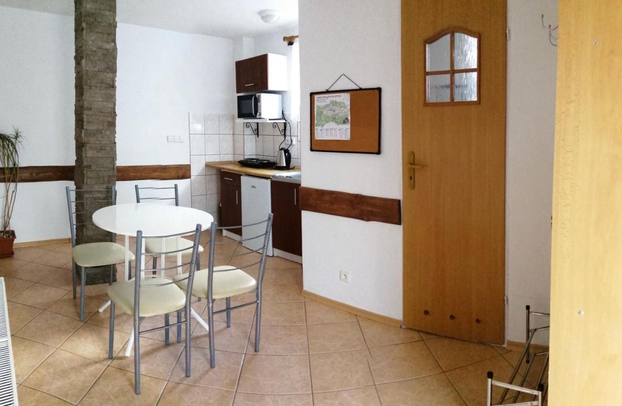 Vanessa Apartments Bešeňová Esterno foto