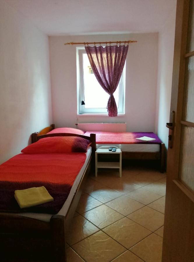 Vanessa Apartments Bešeňová Esterno foto