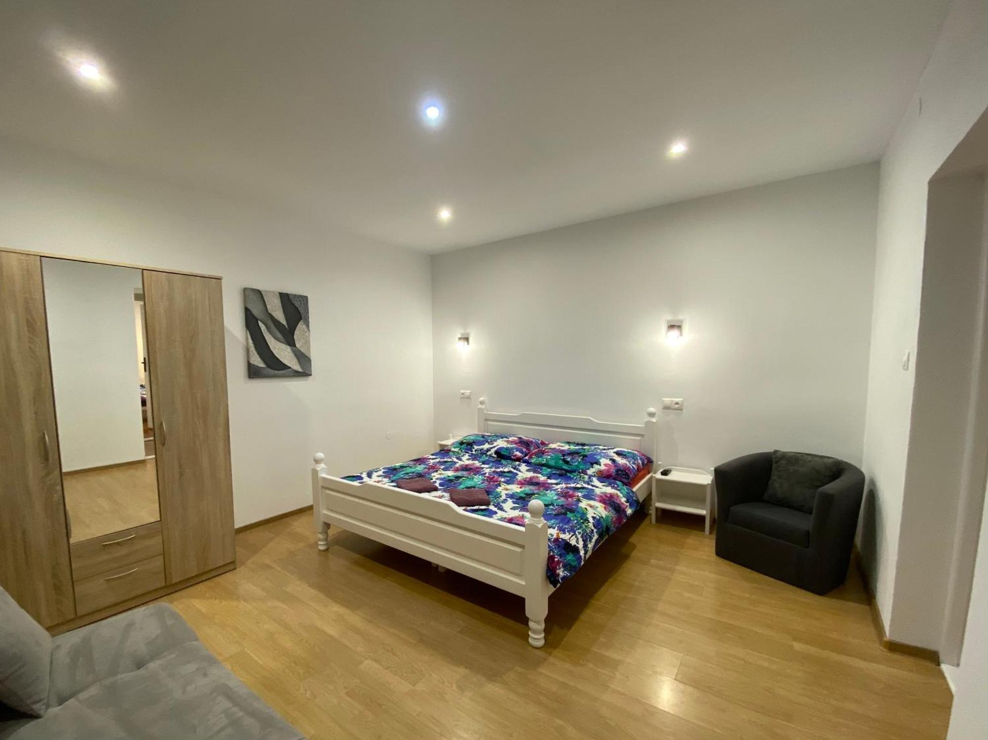 Vanessa Apartments Bešeňová Esterno foto
