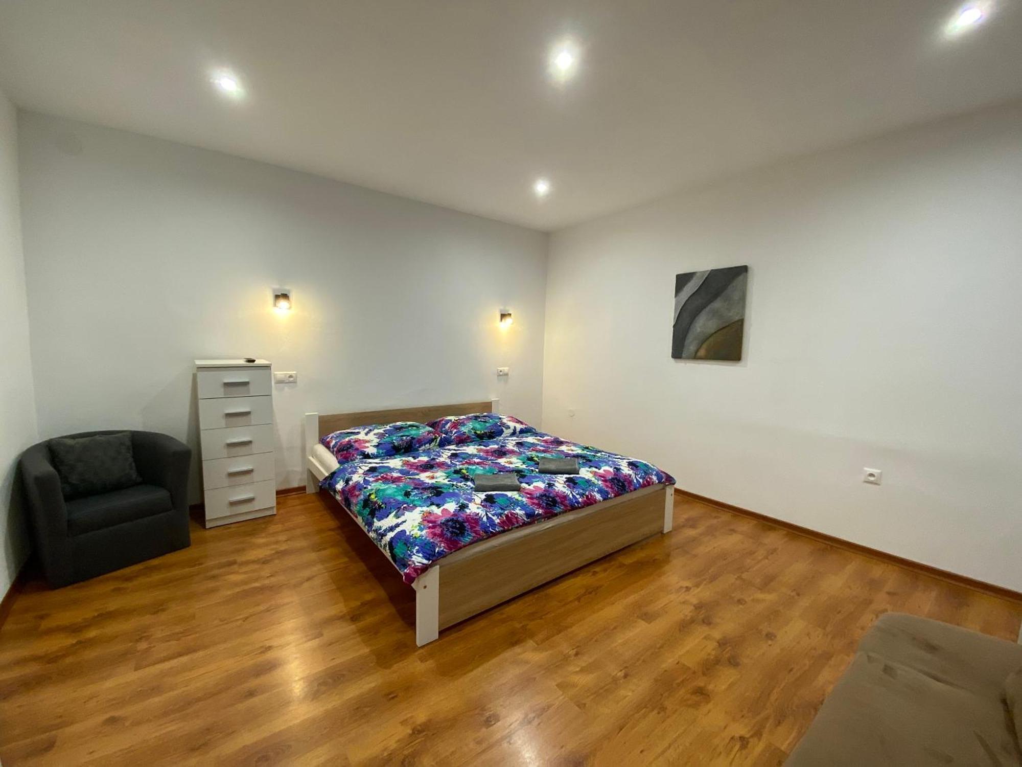 Vanessa Apartments Bešeňová Esterno foto